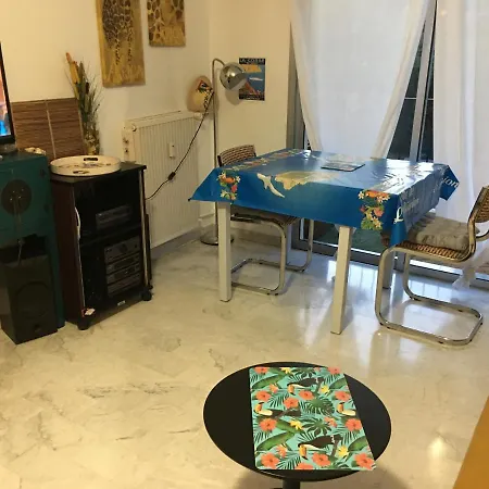 Standing Apartamento Niza