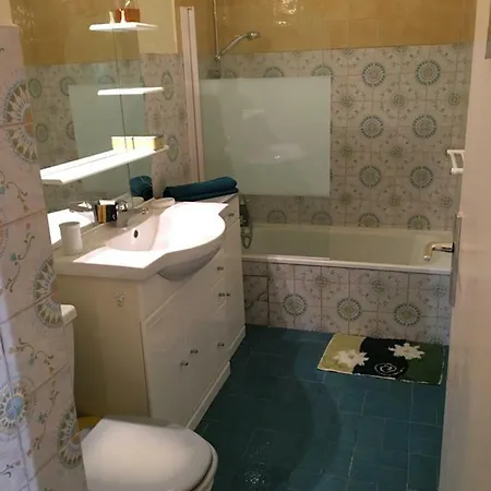 Standing Апартаменты *